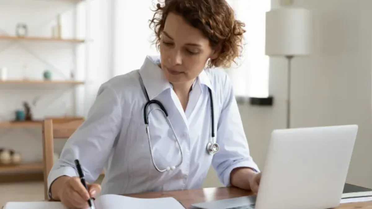 Benzodiazepines: Uses, Types, Effects, Risks, and Safer Alternatives