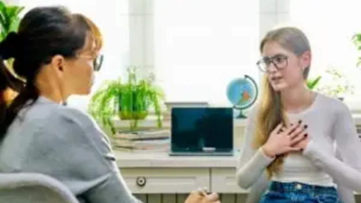 Intrusive vs Impulsive Thoughts: Key Differences, Causes, and How to Manage Them