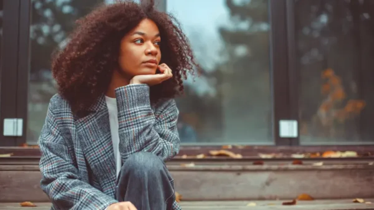 Seasonal Affective Disorder (SAD): Symptoms, Causes, and Treatment